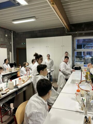 att.0ZN8EI_rz23Am24_nQvrYx_1m__XuMQ8er9bODsRUh8