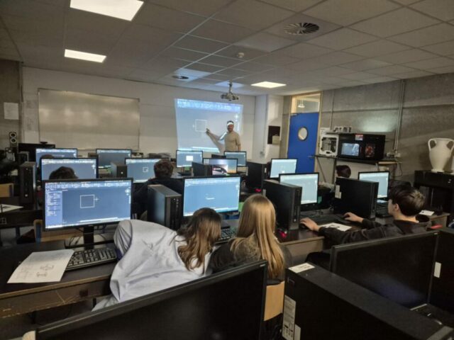 att.FQ4L5cd7M5fsvxslJyY3t86Q2QeOoMN9FLKbkD2M-24