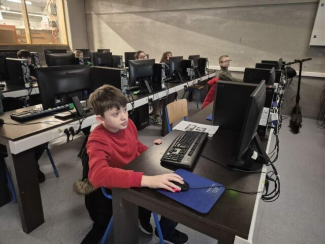 att.s2ii-Bi3pmFhkfFdWVi6BgzTV_0L8CQ9L9HhMH7Awp8